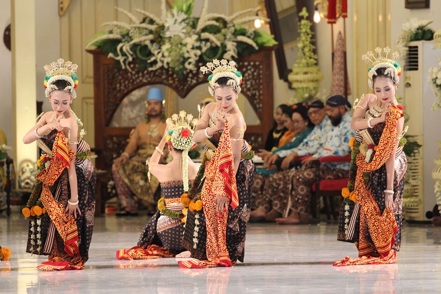 DHAUP AGENG - Dhaup ageng BPH Kusumo Bimantoro dengan Maya Lakshita Noorya di Puro Pakualaman, Yogya