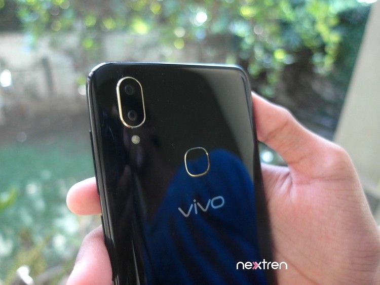 Vivo V11 Dual kamera utama