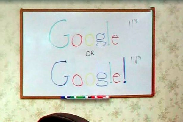 Garasi ini juga berisi papan tulis yang bertuliskan logo Google pertama kali