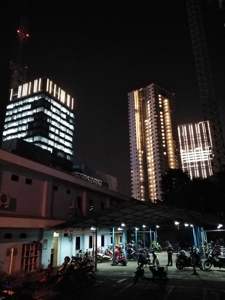 Huawei Y7 Pro (2019)- Hasil foto malam hari mode auto