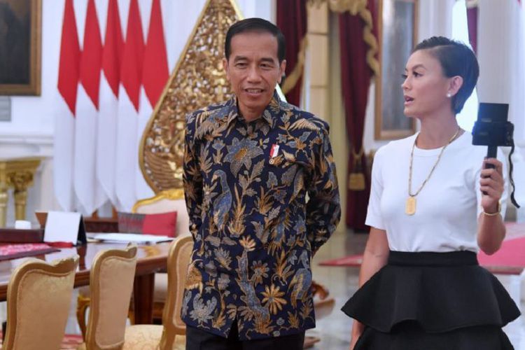 Agnez Mo dan Presiden Joko Widodo.