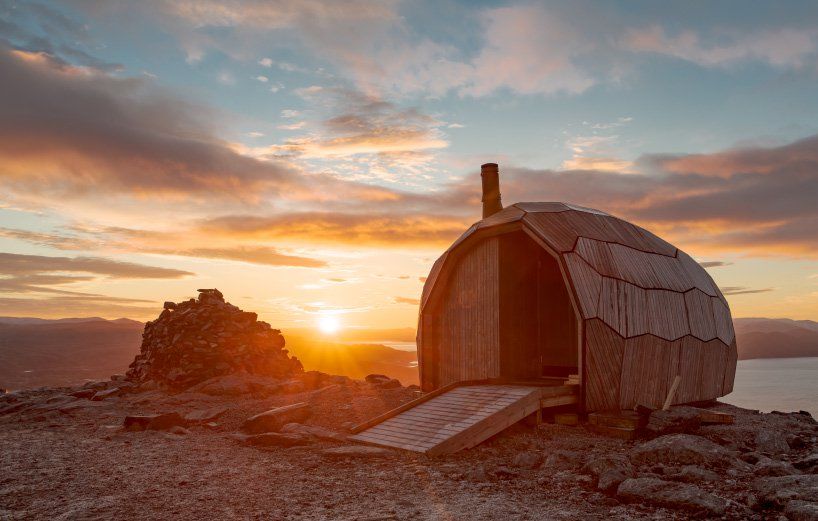 The Hammerfest Hiking Cabin