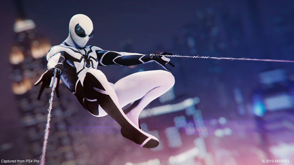 Kostum Future Foundation di game Spiderman dalam PlayStation 4