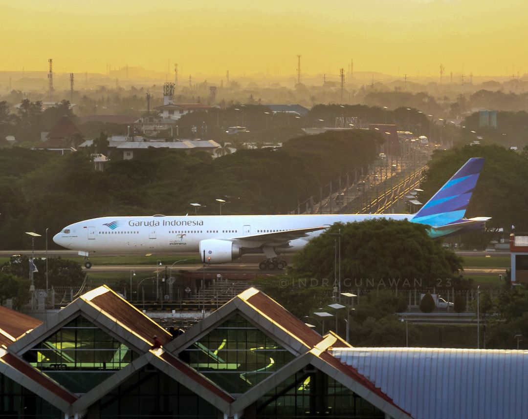 Boeing 777 milik Garuda Indonesia di Bandara Soekarno Hatta, Banten. 