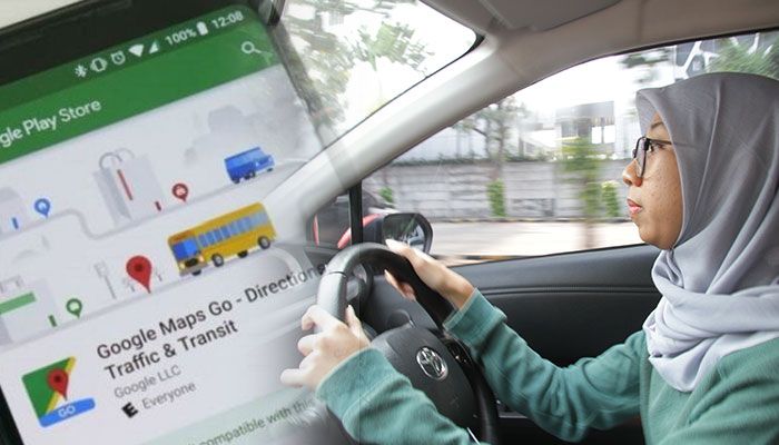 Lihat maps di hape, dianggap bisa ganggu konsentrasi