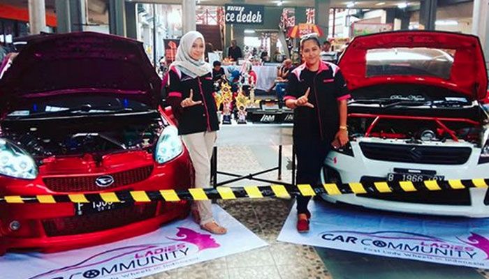 Anggota Ladies Car Community nggak segan ikutan kontes modifikasi