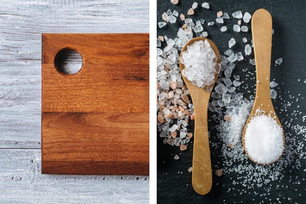Membersihkan talenan kayu dengan menggunakan garam