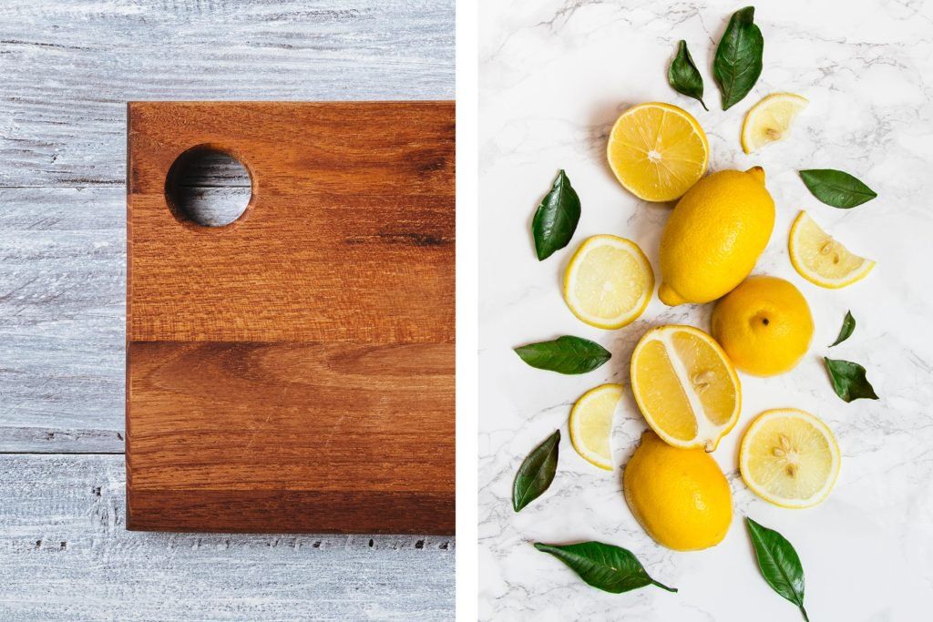 Membersihkan talenan kayu dengan menggunakan jeruk lemon