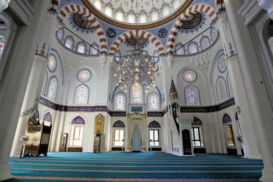 Tokyo Camii & Turkish Culture Center, Masjid Terbesar se-Jepang di Tokyo yang akan jadi venue pernikahan Reino- Syahrini 