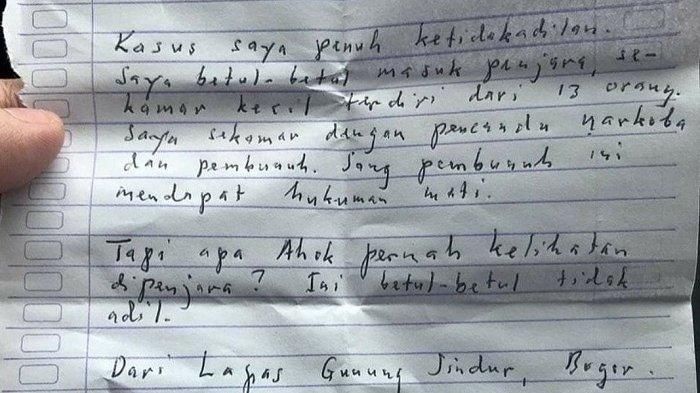 Surat Buni Yani dari Lapas Gunung Sindur, Bogor, Jawa Barat, antara lain berisi curhat sekamar dengan napi pembunuh yang viral di media sosial. 