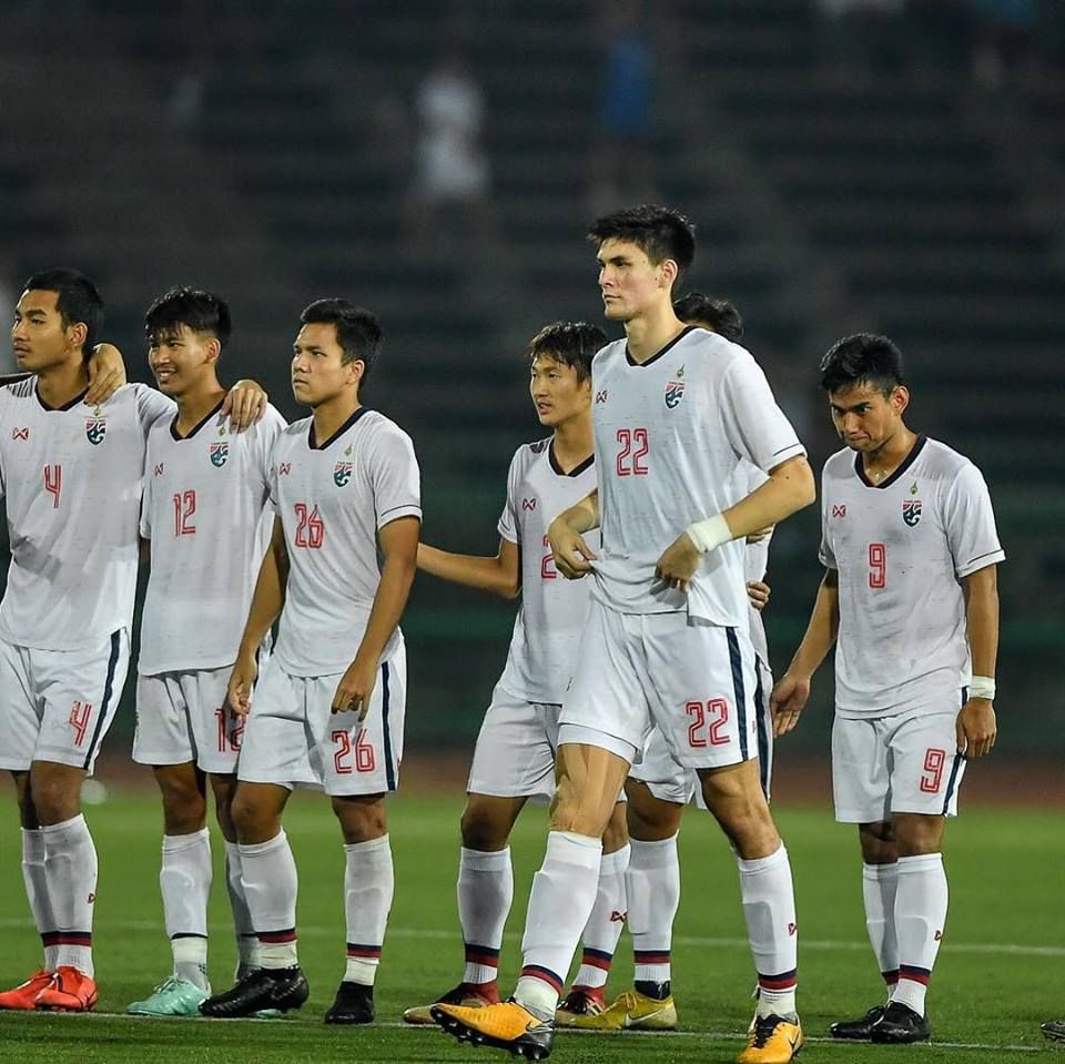 Bek timnas U-22 Thailand kelahiran Italia, Marco Ballini (22) saat bersama timnya menghadapi Kamboja pada semifinal Piala AFF U-22 2019, 24 Februari 2019. 
