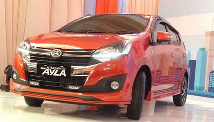 New Daihatsu Ayla, paling mahal varian R AT DLX Rp 151,850 juta