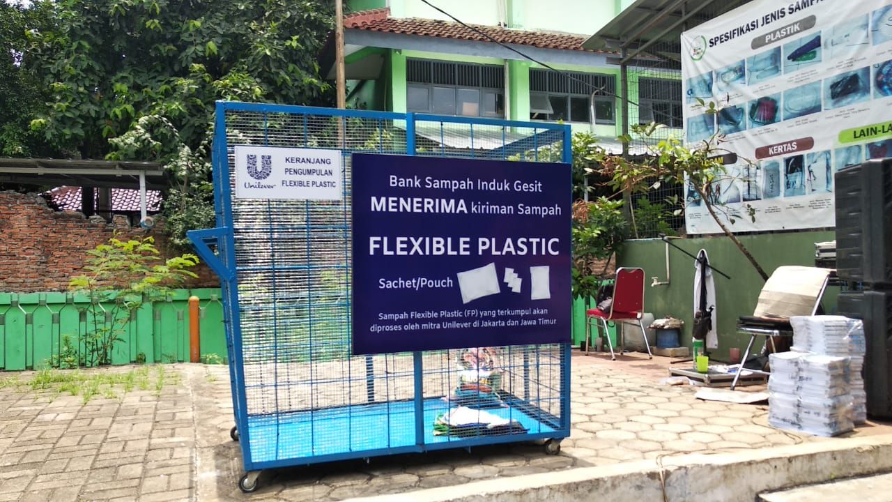 Peresmian Titik Kumpul Sampah Flexible Plastic