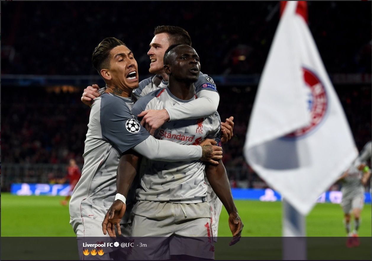 Para pemain Liverpool merayakan gol Sadio Mane ke gawang Bayern Muenchen dalam partai Liga Champions di Allianz Arena, Rabu (13/3/2019)