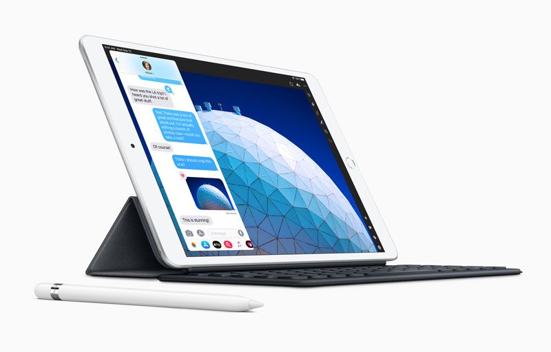 iPad Air 10,5 inci, Apple Pencil dan Smart Keyboard