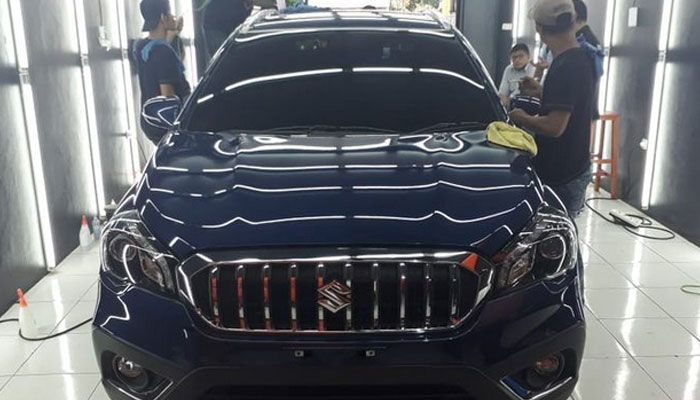 Habis dicoating, bodi mobil kinclongnya bisa sampai 3 tahun