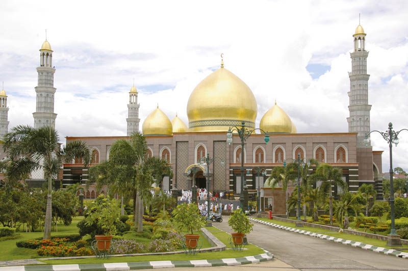 Masjid Kubah Emas 