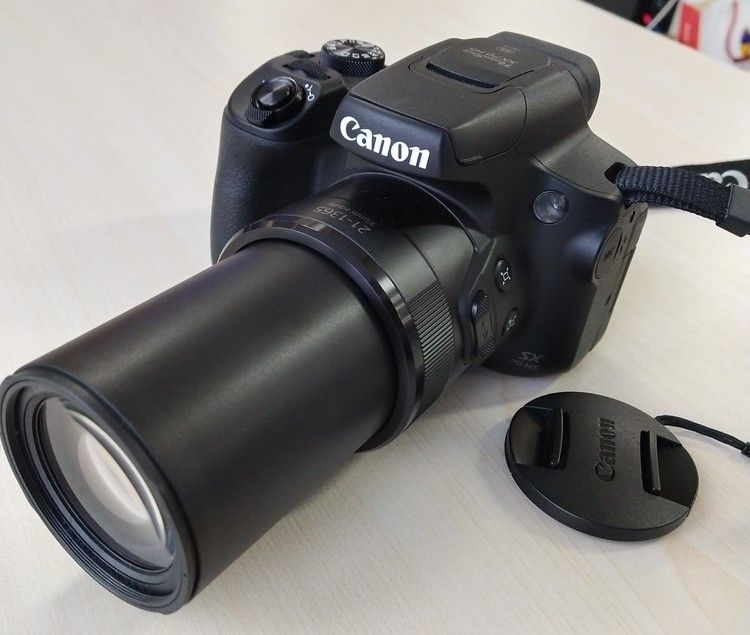 Zoom maksimal Canon SX70 HS