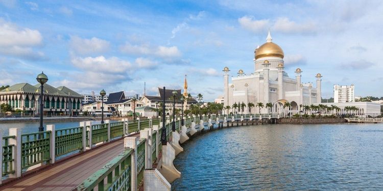 Suasana kota Bandar Seri begawan di Brunei.