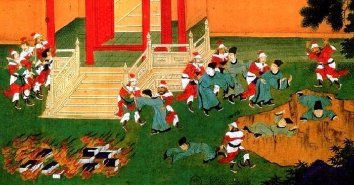 Qin Shi Huang ingin menmukan obat awet muda bila gagal akan memberi hukuman.
