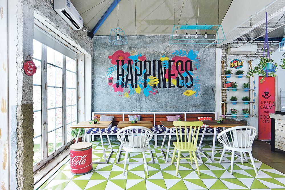 Happiness Kitchen:  Serba Industrial di Setiap Sudut