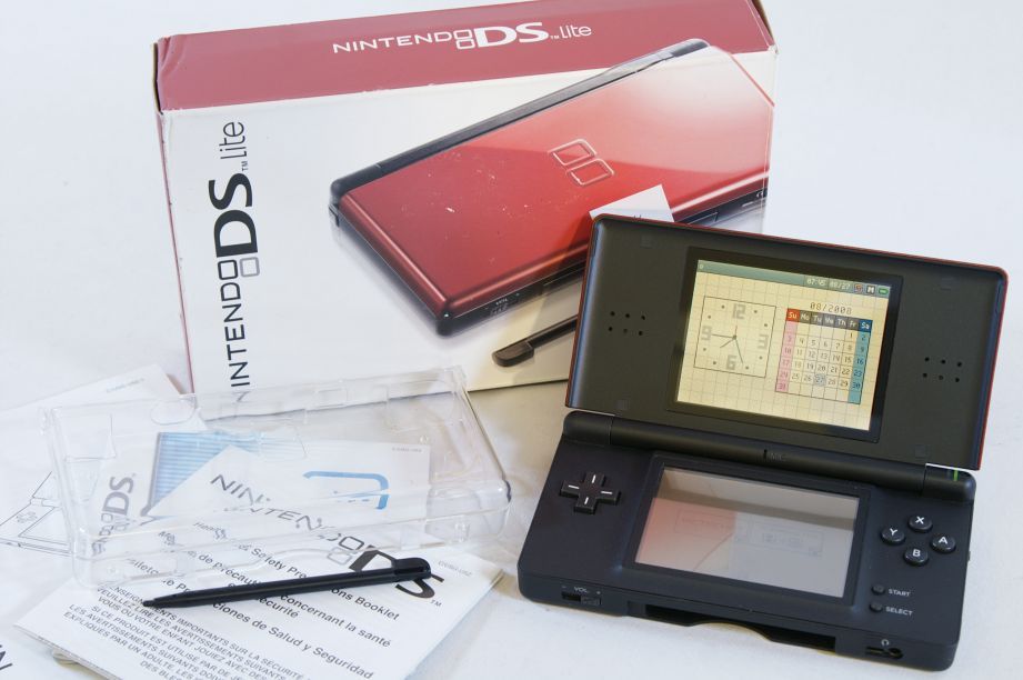 Nintendo DS Lite