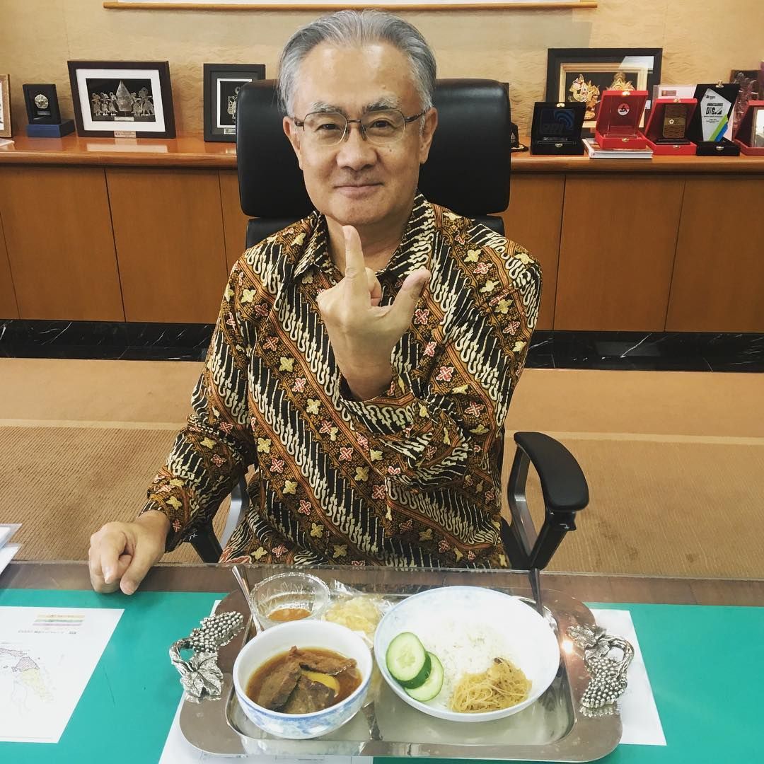 Duta Besar Jepang di Indonesia suka pamer makanan lokal di Instagram