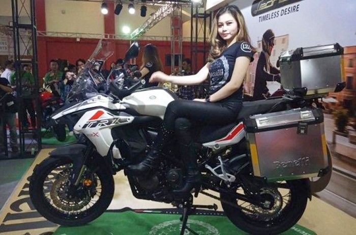 Moge Adventure Benelli TRK 502 X Resmi Dijual Harganya Bikin