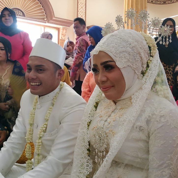 akad nikah Fadel Islami dengan Muzdalifah