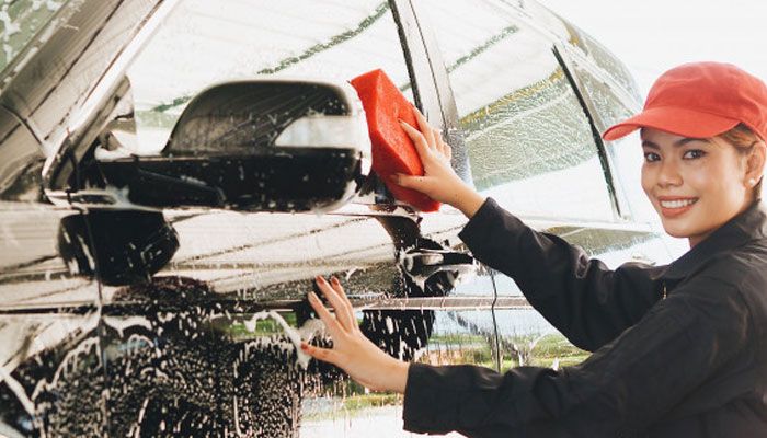 Cuci mobil jangan nunggu bodi samai kotor 