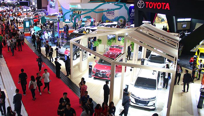 Booth Toyota di Hall D JIExpo, Kemayoran, Telkomsel IIMS 2019