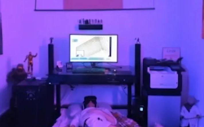 Tidur di dalam VR