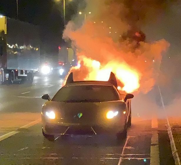 Lamborghini Gallardo Lak Sira yang terbakar satu jam setelah diservis