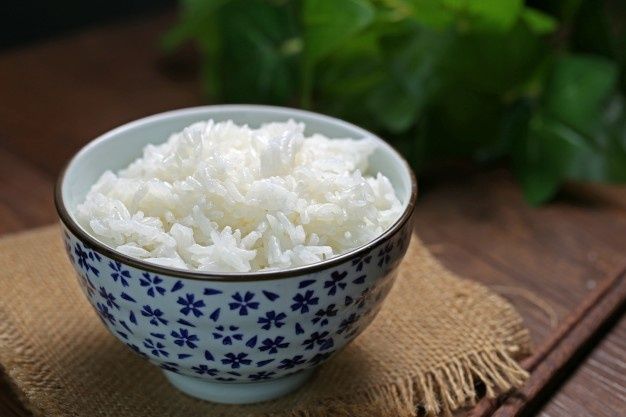 Daftar makanan sahur agar awet kenyang - Nasi