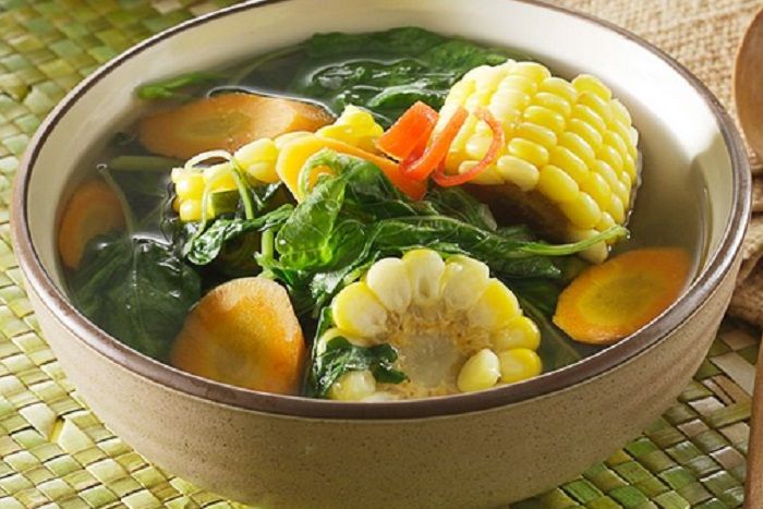 Sahur menunya sayur bayam, kaya akan mineral dan nutrisi