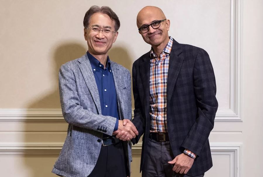 Sony CEO Kenichiro Yoshida dan Microsoft CEO Satya Nadella