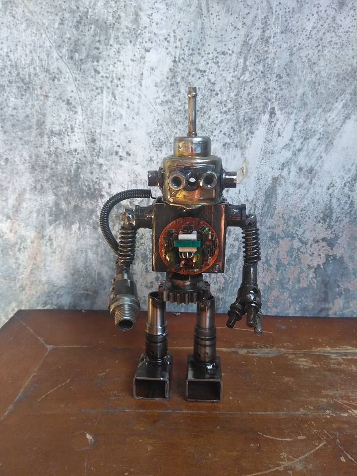 Robot buatan Mustopa