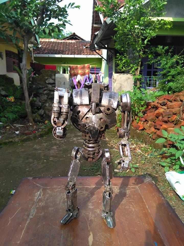 Robot buatan Mustopa