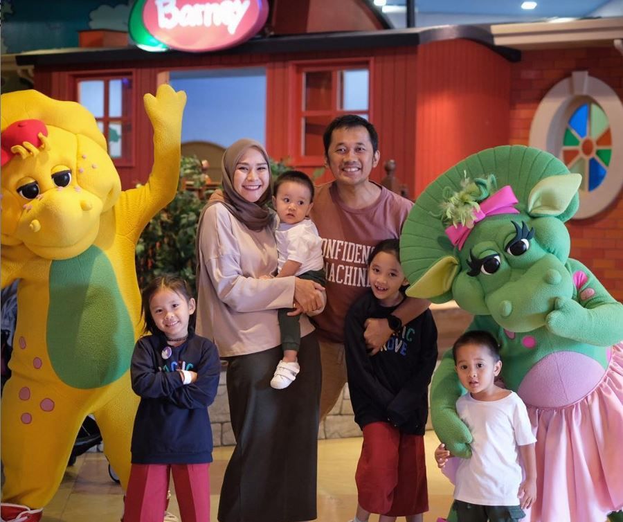 Akui Dirinya Obsessive Compulsive Disorder Ocd Zaskia Adya Mecca Bagikan Pengalaman Antiribet Liburan Bawa 4 Anak Semua Halaman Nakita