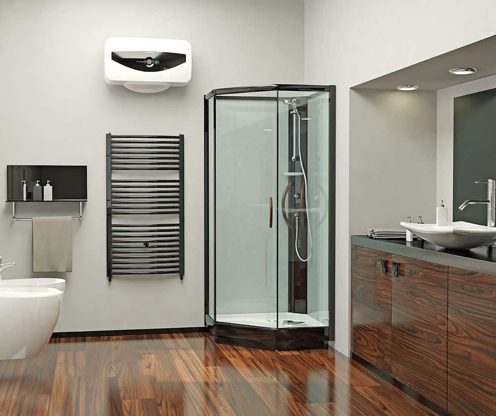 Salah satu contoh peletakan water heater Ariston SLIM 30 DL pada kamar mandi.