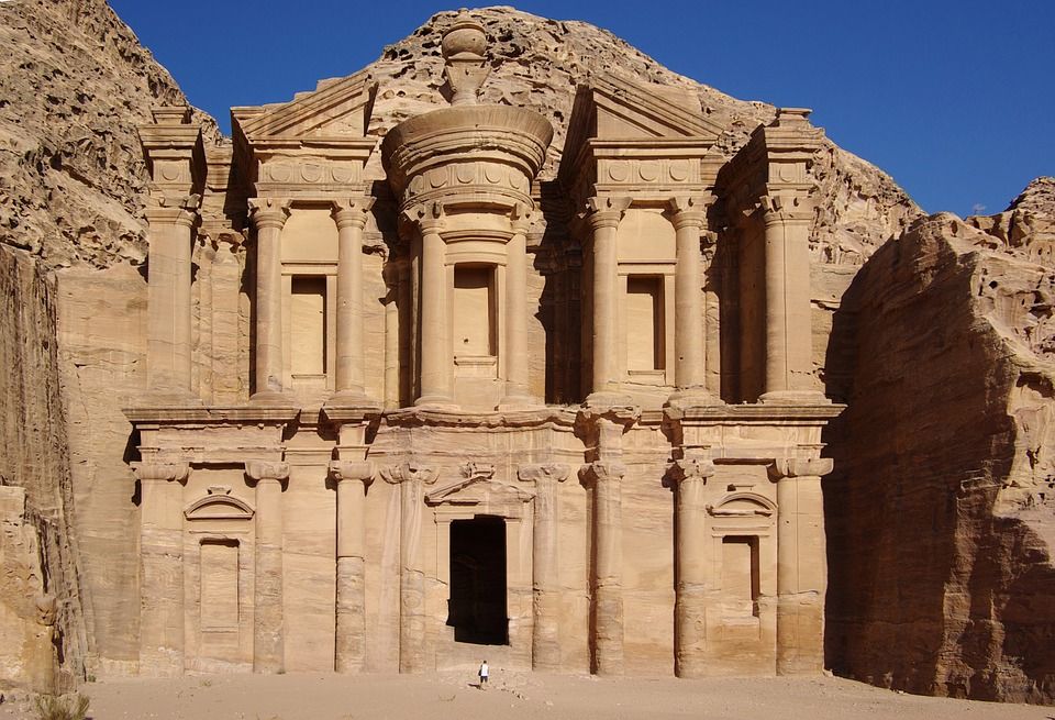 Petra, situs arkeologikal di Ma'an Yordania.