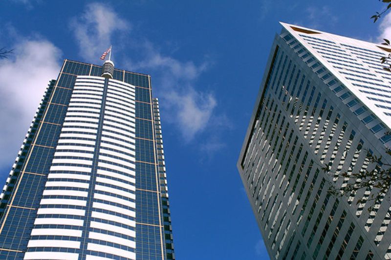 Two Union Square yang telah lebih dahulu diakuisisi Apple