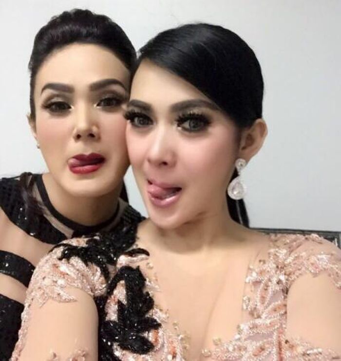 Syahrini dan Mulan Jameela