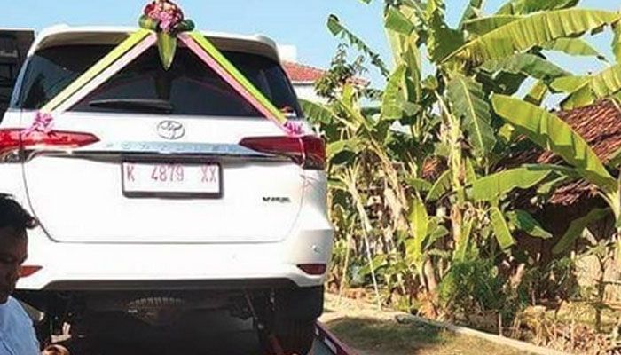 Toyota Fortuner yang jadi seserahan Ujok Budi Budiyanto, sekarang jadi barang bukti polisi Pati, Jateng.