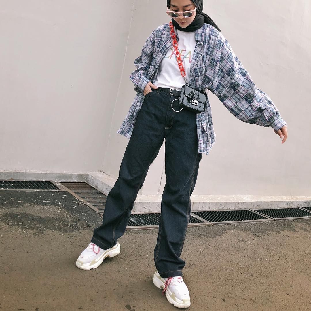 Biar Enggak Bantet Gemuk Ini 7 Cara Hijaber Pakai Baggy Pants Semua Halaman Cewekbanget