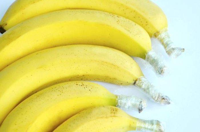 Bungkus Batang Pisang Pakai Plastik Ternyata Bikin Buahnya Enggak Cepat Busuk Begini Caranya Semua Halaman Cewekbanget