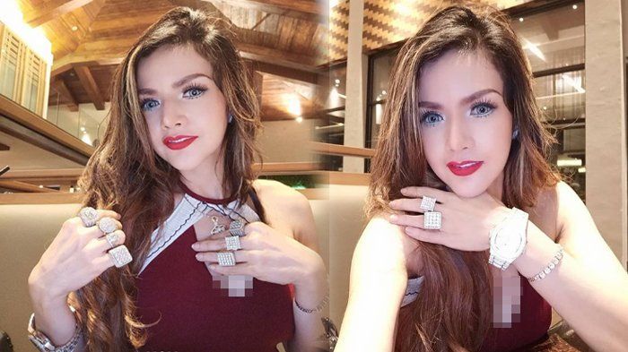 Ngaku Bisnis Miliaran Ternyata Toko Berlian Milik Barbie Kumalasari Lokasinya Nyempil Di Pasar Semua Halaman Sajian Sedap<script async src=