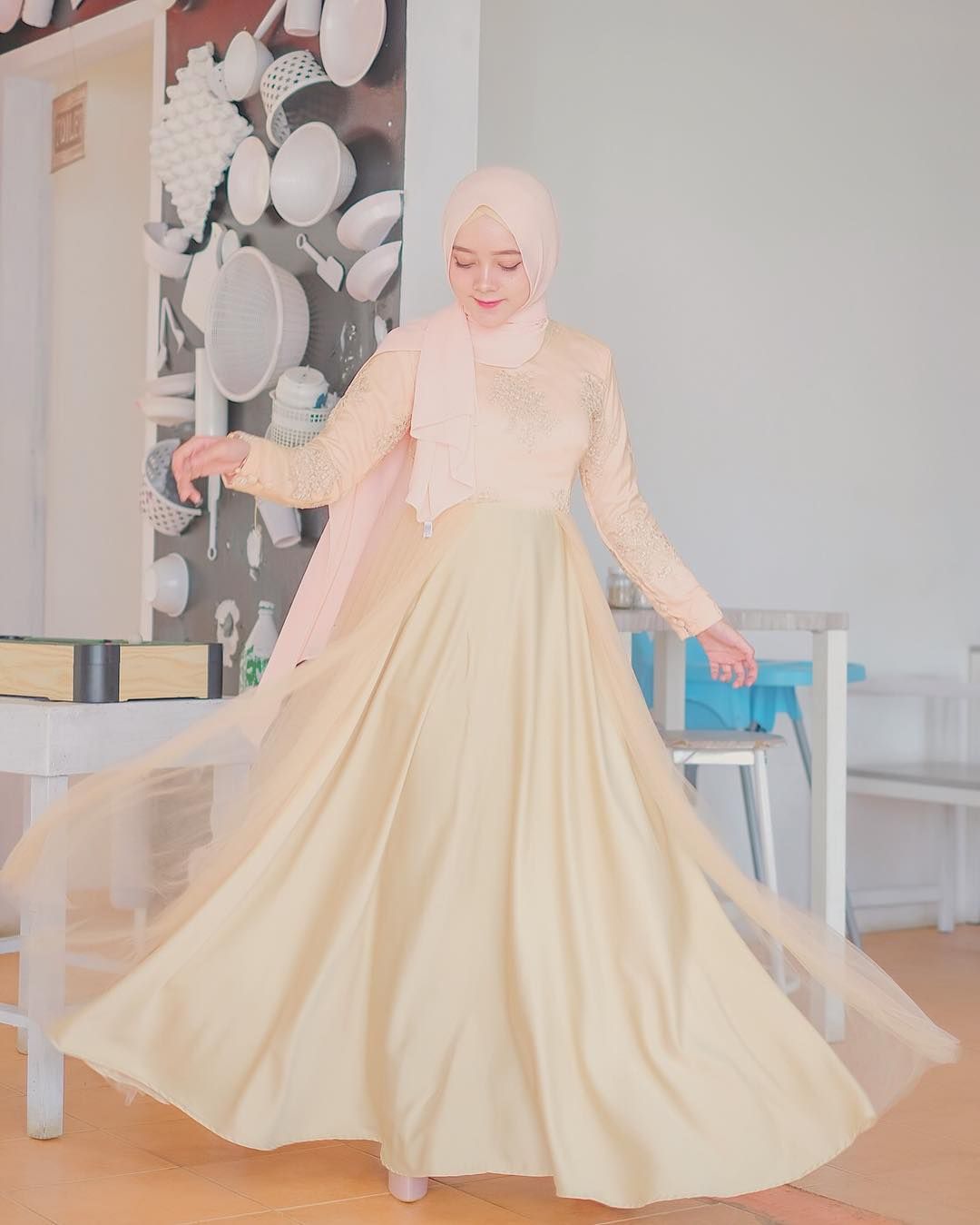 Dress sweet seventeen hijab 2025