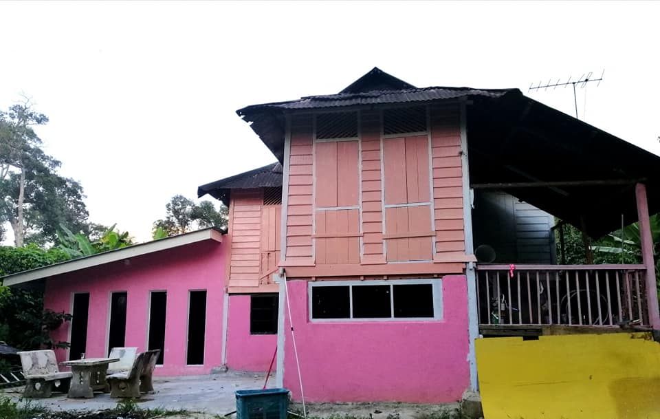 Rumah pink