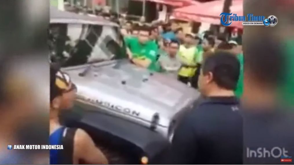 Viral Video Jeep Rubicon Masuk Area Lomba Lari Lalu Kabur, Ternyata Ini yang Dilakukan Sebelumnya!